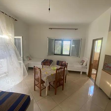 Zambaku I Detit - Sea Lily House Pensjonat Rrogozhine